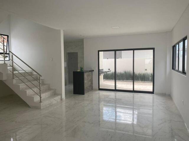 Casa para Venda em João Pessoa - 5