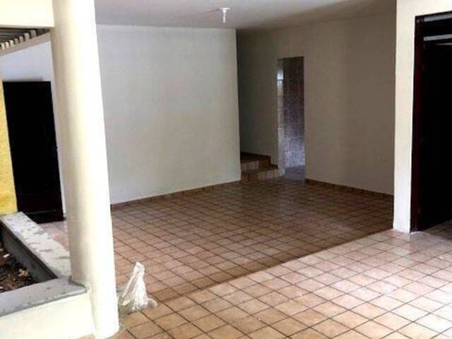 Casa para Locação em João Pessoa - 5